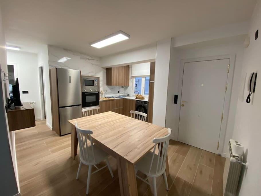 דירות סנטיאגו דה קומפוסטלה Vivienda Alameda De Santiago מראה חיצוני תמונה